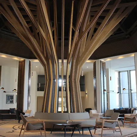 Paloma Perissia Сиде