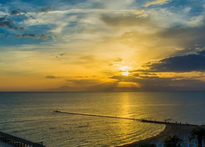 Feriested Paloma Perissia Side