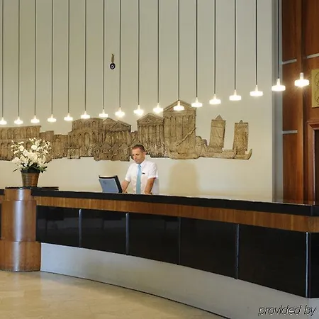 Paloma Perissia 度假村