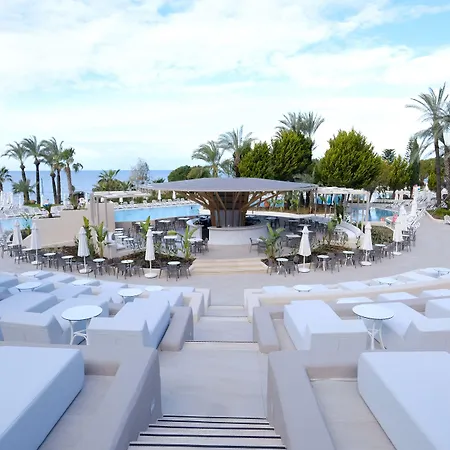 Resort Paloma Perissia Side