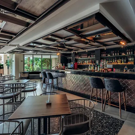 Paloma Perissia 5* Side