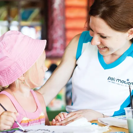 Paloma Perissia سيدي